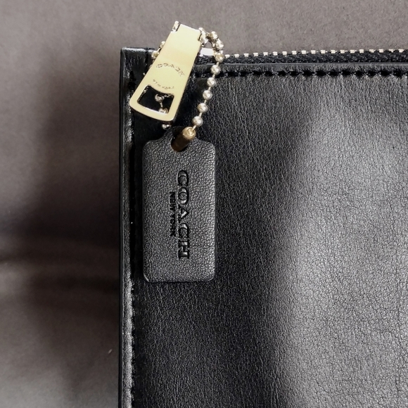 🩶 Coach Sleek Black Leather Skinny Wristlet Wallet Clutch Pouch Bag - Picture 6 of 11